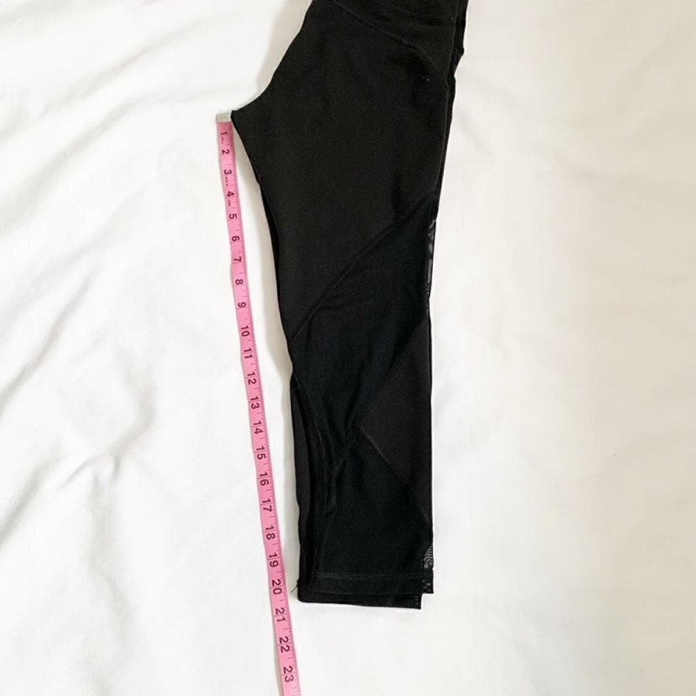 Old Navy Active Go-Dry Black Mesh Panel Cropped Leggings Womens Size Small - Picture 7 of 7